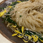 饗 くろ喜 - 麺はもち麦使用