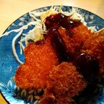 カツ政 - 鳥取屈指の豚かつ屋さんで海老フライだけのオーダーは惜しいので単品で串カツをオーダー。熱々な揚げたてな旨さを是非一度御賞味ください!