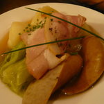 ポテト料理専門店 穀物祭 - ただのポトフじゃん！！(ザワークラフトとソーセージの煮こみ)