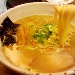 さるげんじ - ラーメン並（700円）