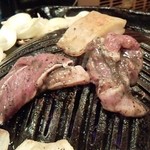 炭火焼ジンギスカン ポッケ - 塩ジンギスカン焼き焼き