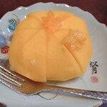 福井割烹 望月 - 付きだしの柿がデザートに。