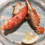 かに道楽 京都本店 - 焼きガニ。香ばしい香りがたまりません