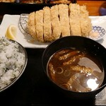 岡本庵 - ロースカツ定食