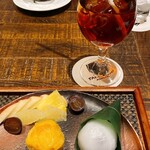 マグネットカフェ竹園 - 季節の甘味とフルーツ