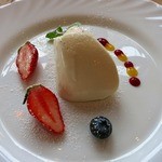 鎌倉野菜 手打ちパスタ 肉料理 ソムリエワイン トラットリア・ダ・イシカワ - 