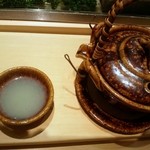 鮨 魯山 - 蛤とうにの土瓶蒸し