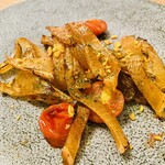 ロマンス お好み焼きとクラフトビール - 炙りエイヒレガーリック