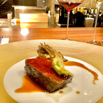 蒼 - 舞茸が添えられた、但馬玄の炭火焼き　ぎゅっと締まった噛み応えのある赤身　脂ほんのり　こういう牛肉が1番好み　旨い！