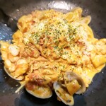 はなれのくるり - トマトクリームパスタ、お好みアレンジ