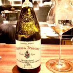 蒼 - 黒鮑にはシャトーヌフ・デュ・パプ　ヴィエイユ　ヴィーニュ　シャトー　ド  ボーカステルの白