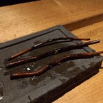 焼鳥 市松 - ３本も食べてしまった笑え