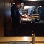 焼鳥 市松 - 大将真剣(笑)