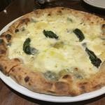 ピッツェリア・ダ・ガエターノ - クアトロ・フォルマツジ