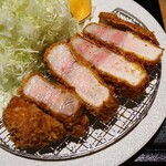 とんかつ KATSU 華 - 彩の国 黒豚ロース(200g 3,900円)