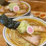 there is ramen - 味玉ラーメン