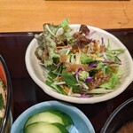 Toriyoshi - よく冷やされたサラダ