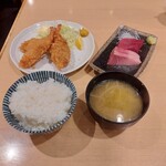 伊萬里 - エビカキランチ(2022年10月18日)