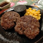 Urutora Mito - セミ和牛ハンバーグランチ360g  1590円税別、辛子醤油ソース、よく焼き