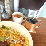 tag cafe - アイスコーヒー、コンソメスープ付き