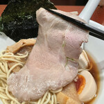 酒肴場 屯 - 低温調理の豚チャーシューは優しい味付けで肉の味をダイレクトに味わえます。