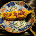 富小路 やま岸 - 答志島トロ鰆焼き霜、菊花添え