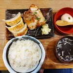 Nikujiru Gyouza No Dandadan - 焼餃子＆チャーシュー定食