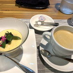 リズエアール - 黒糖プリンタピオカ添えとホットコーヒー