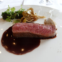 ザ・フジヤ - 牛ロース肉のポワレ