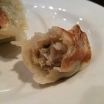 らーめん布袋 - 餃子の中身♪