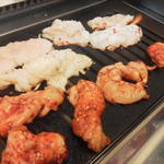 ホルモン（塩）とギアラ（味噌）