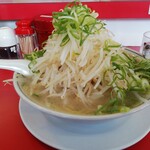 ラーメン福  - ラーメン（野菜多め）