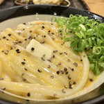 うどん 丸香 - 釜たまカルピスバター680円