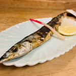 秋田大衆割烹料理 米代 - 秋刀魚塩焼き