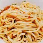 らーめん いつ樹 - イクラ&サーモンを麺と混ぜた