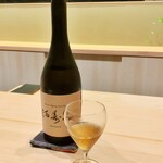 海老亭別館 - 満寿泉・貴醸酒・オーク樽熟成。甘くコクと深みがあります。