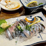 金八 - サンマ刺し