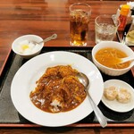 保昌 - 牛バラ肉カレーご飯セット(実物)