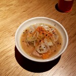 神田西口 もつ焼のんき - もつ煮込み：220円