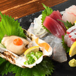串かつハウス ヨッすぅいーん家 - お造り盛り