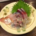 金町製麺 - 刺身盛（ブリ、アイナメ、鰺、イワシ）