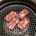 Yakiniku Reimen Yamanakaya - タンさがり調理中