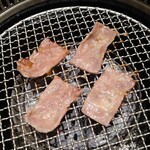 Yakiniku Reimen Yamanakaya - タンさがり調理中