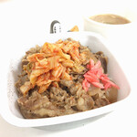 Yoshinoya - キムチ牛丼だと
                        味に飽きないんです