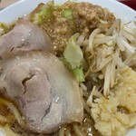 ラーメン魁力屋 - 具材アップ