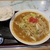 Erina - カレー焼きそばとごはん