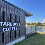 スターバックスコーヒー - 入口側。