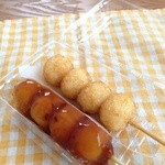 もち処いろは - あげだんご85円＆しょうゆ団子85円