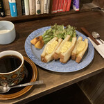 cafe zuccu - モーニングB:たまごサンドプレート+スープ(じゃがいもの冷製スープ)+珈琲 ¥850