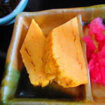 お食事処 河童 - 日替わりワンコインランチ・塩秋さけ定食　５００円（税込）の玉子焼きのアップ【２０２２年１０月】